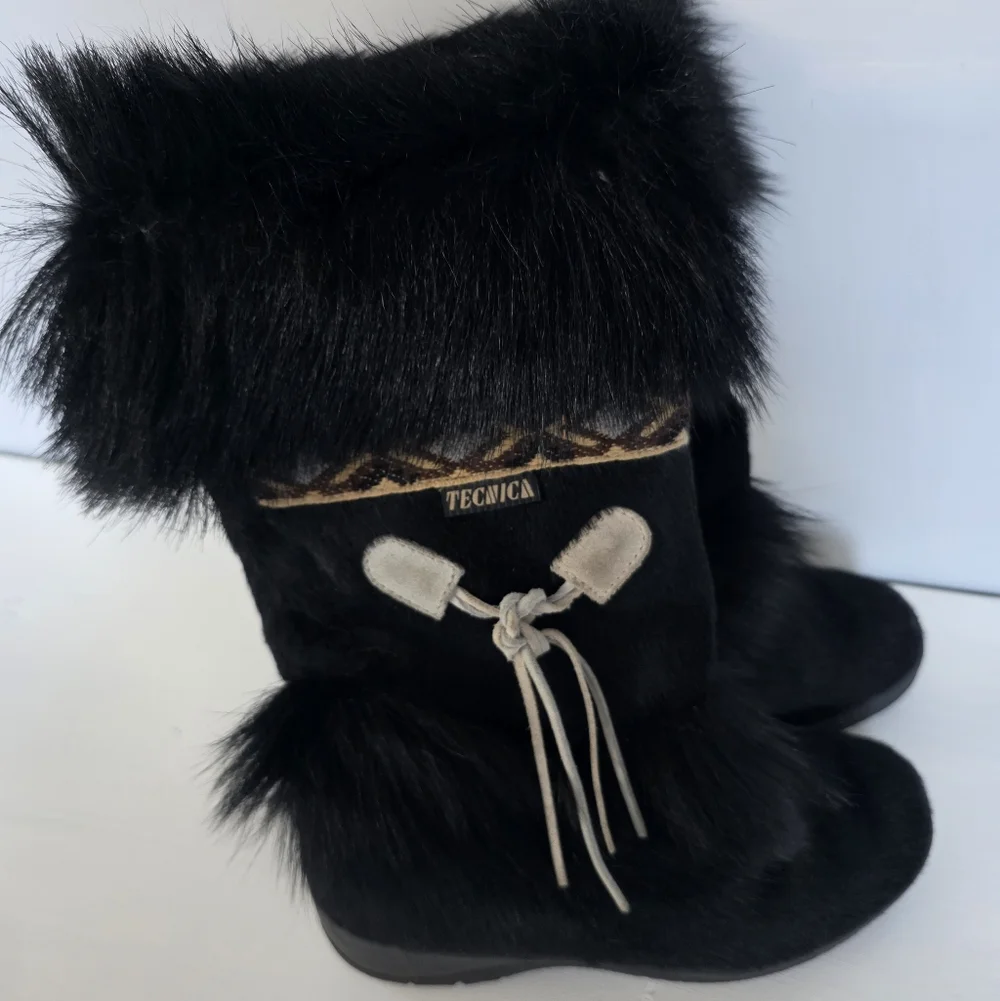 Vintage Tecnica Black Fur Après Ski Boots | Size 6.5- 7 | Made in Italy